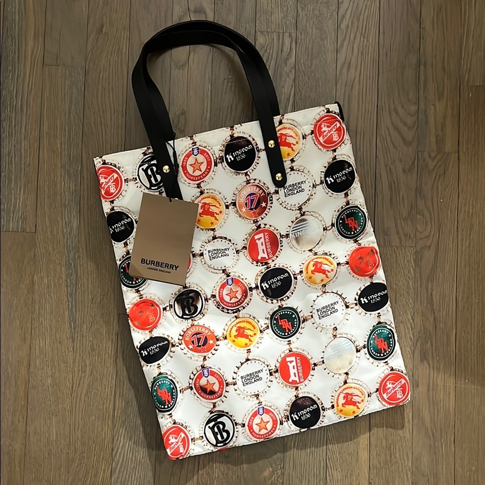 Burberry Multicolor Tote Bag Limited runway style